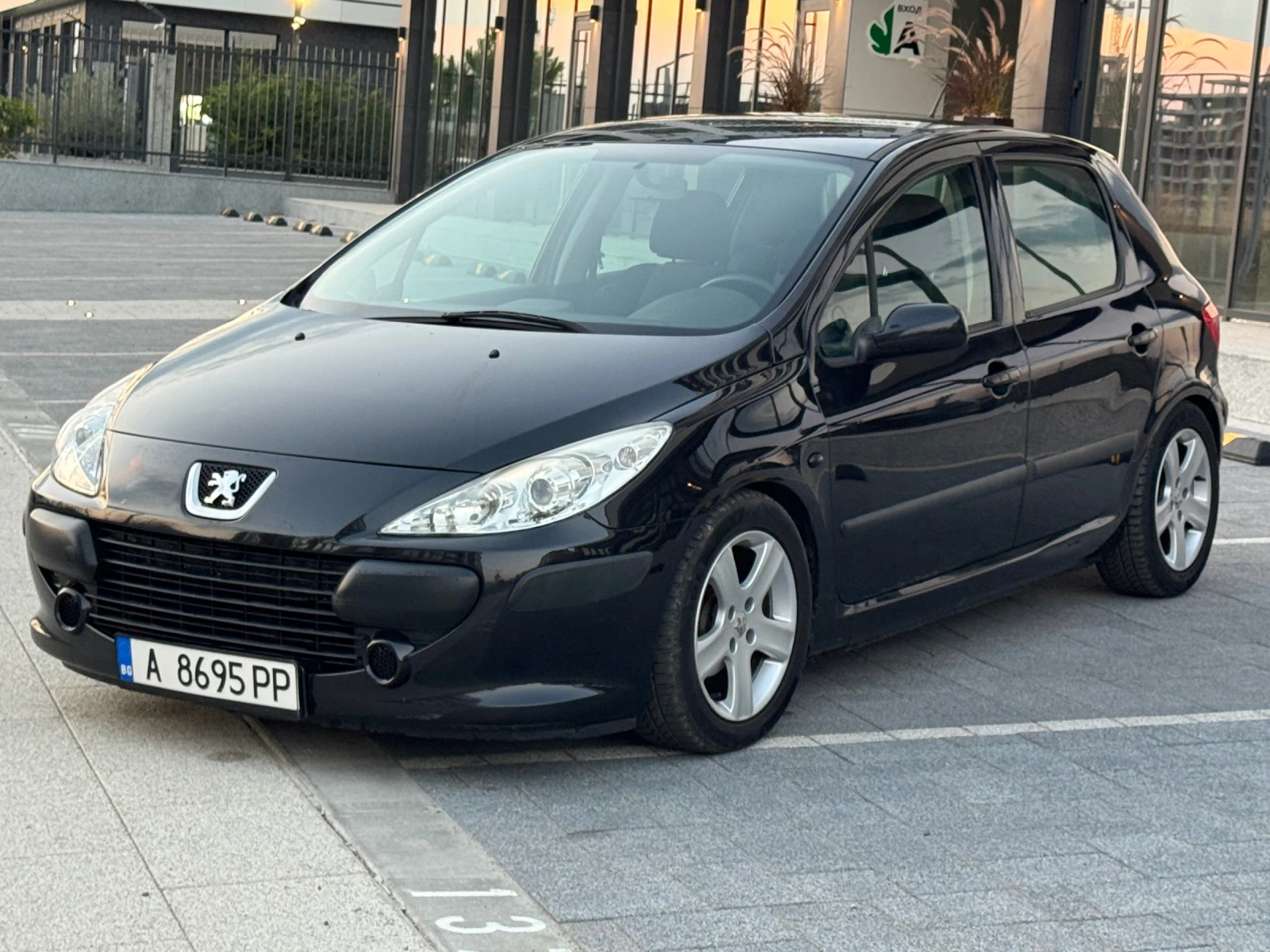 Peugeot 307 1.6i, снимка 3 - Автомобили и джипове - 55417128