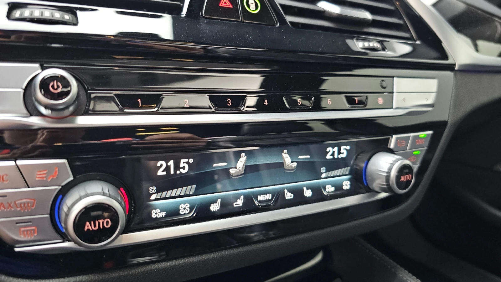 BMW 530 i M Sport, снимка 17 - Автомобили и джипове - 55477582