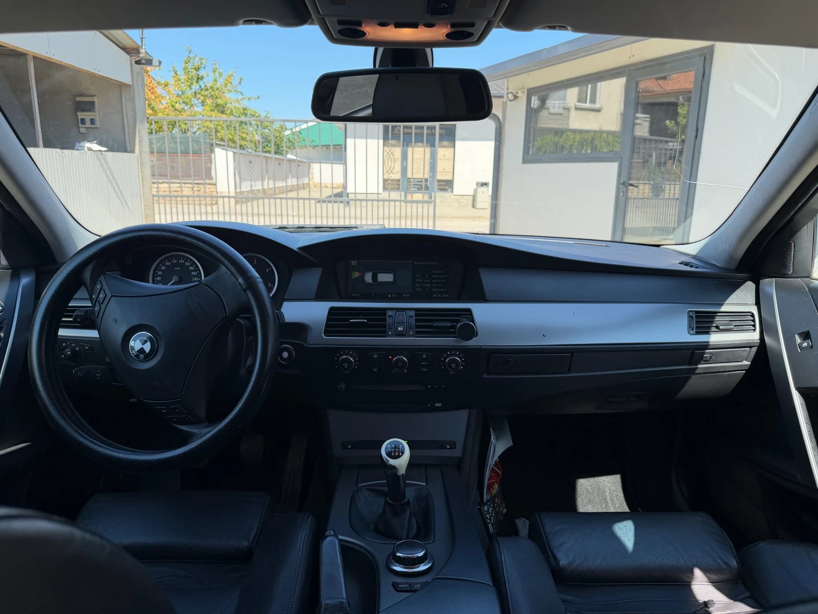 BMW 525, снимка 6 - Автомобили и джипове - 55681537