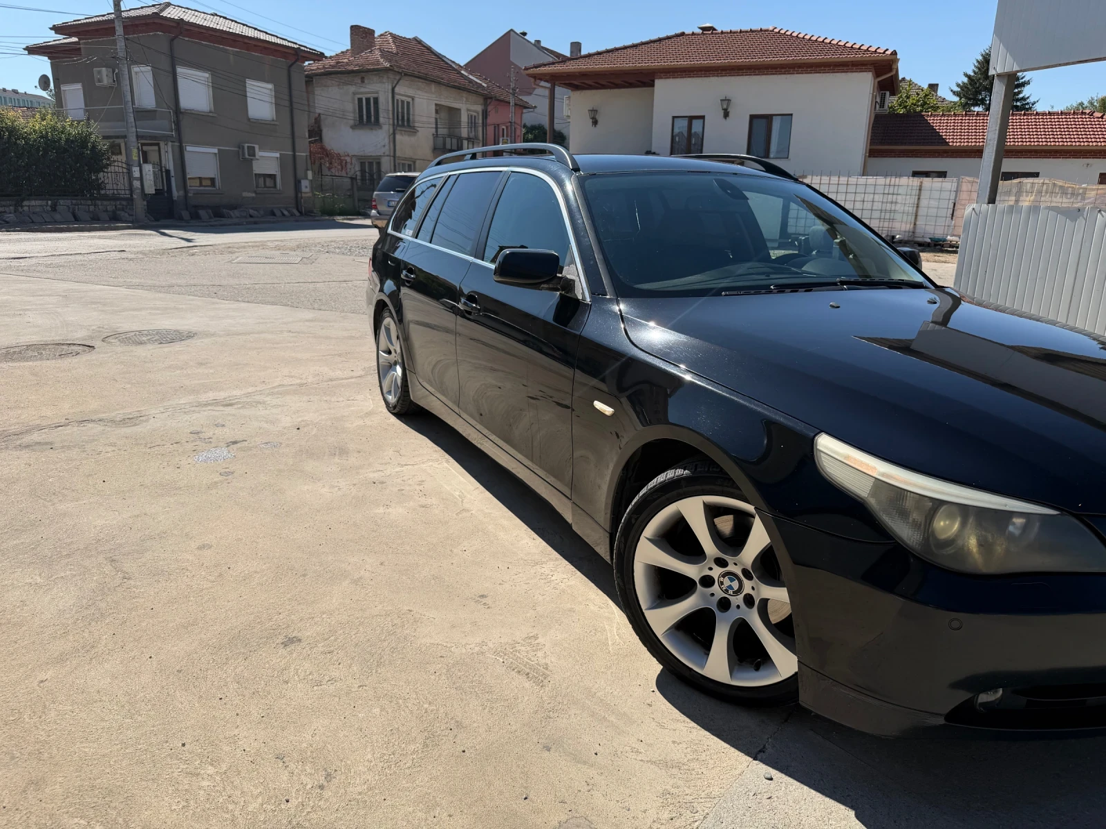 BMW 525