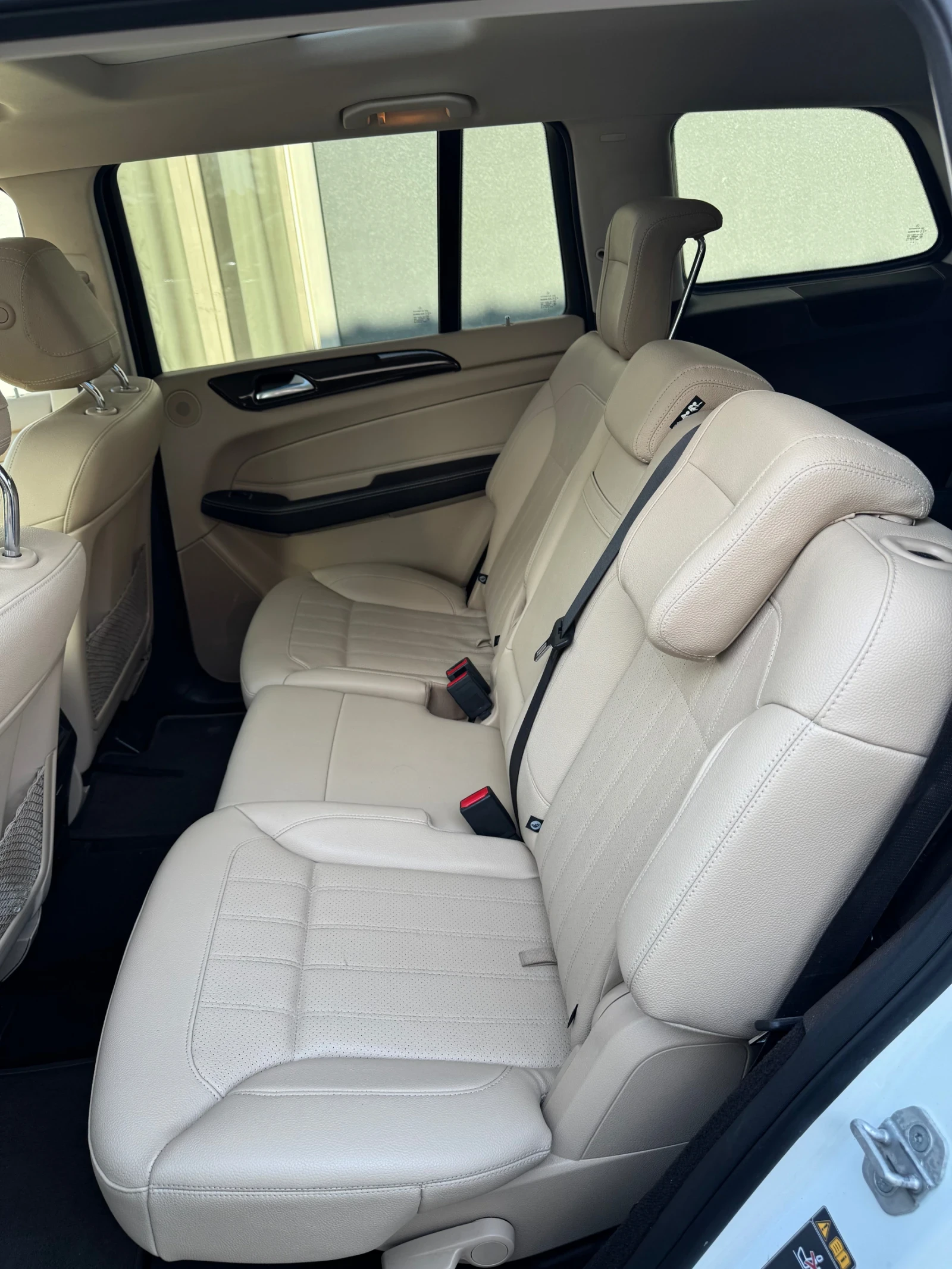 Mercedes-Benz GLS 450, снимка 11 - Автомобили и джипове - 55727890