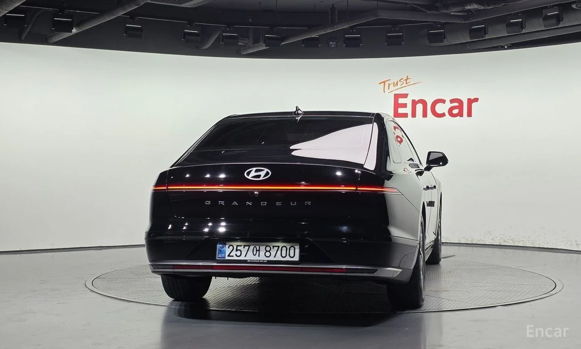 Hyundai Grandeur, снимка 4 - Автомобили и джипове - 56560549