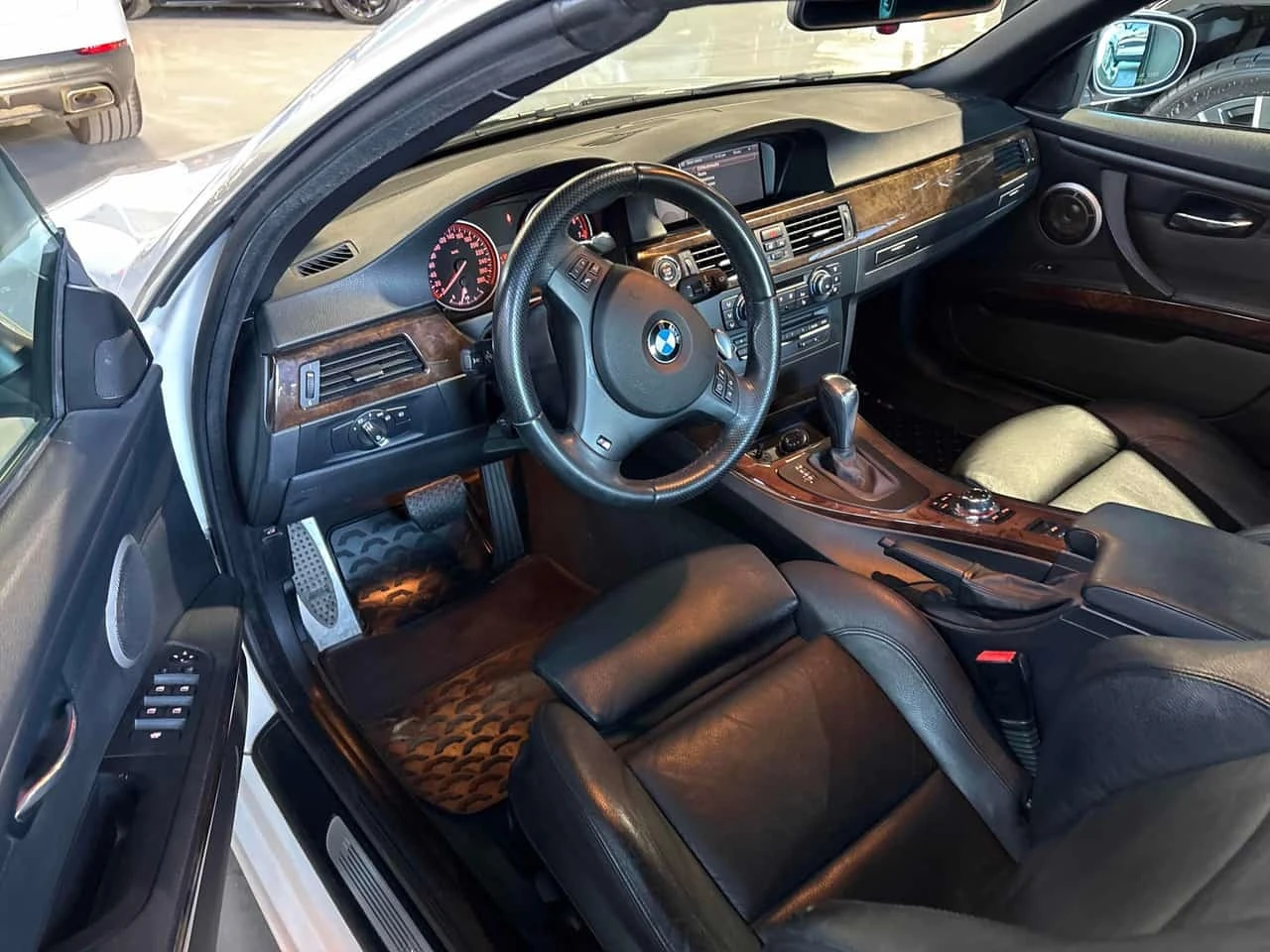 BMW 335 * 335i * CARFAX * ����� �� ����������� | Mobile.bg � ����������� 5