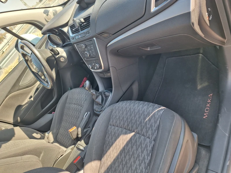 Opel Mokka, снимка 8 - Автомобили и джипове - 47920535