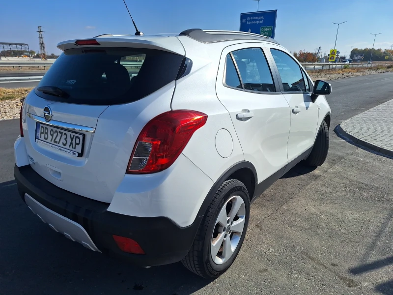 Opel Mokka, снимка 6 - Автомобили и джипове - 47920535