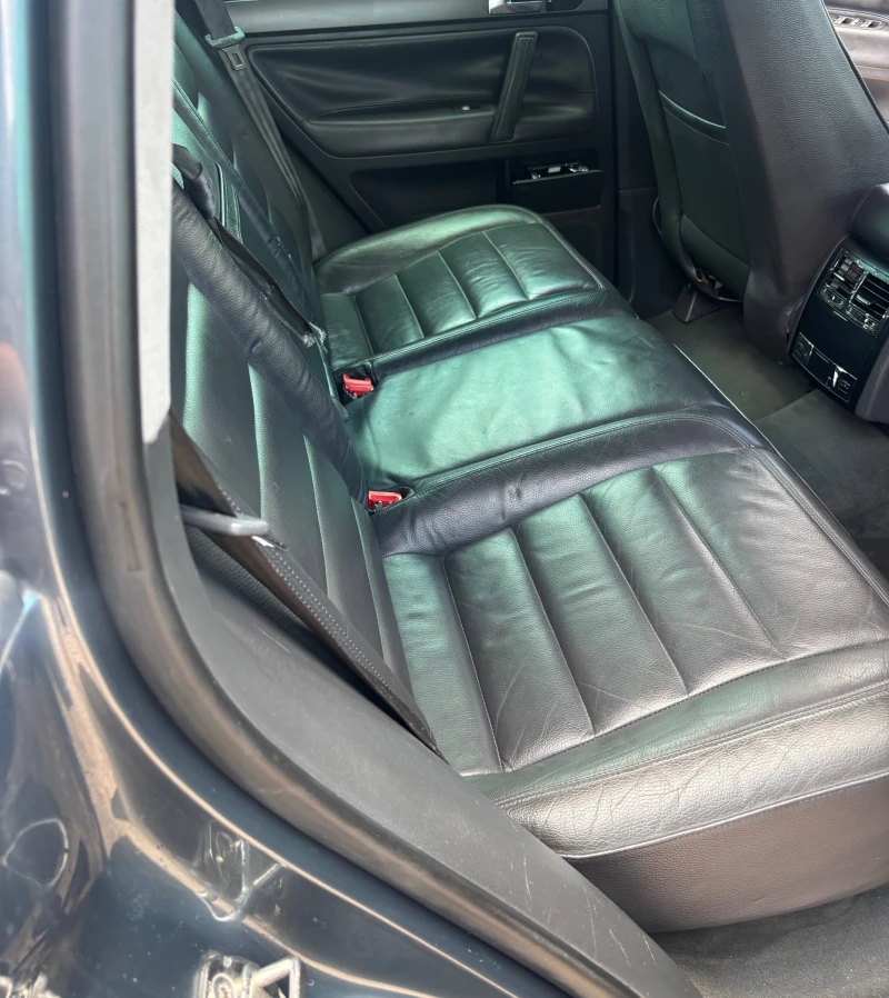 VW Touareg 2.5 TDI, снимка 11 - Автомобили и джипове - 51154244