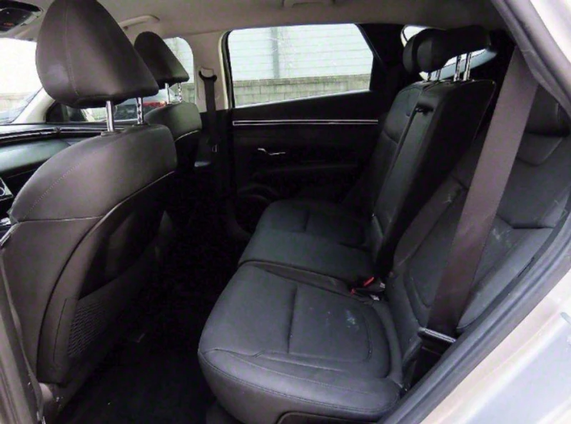 Hyundai Tucson Diesel 2.0 4WD Modern * НАЙ-ДОБРА ЦЕНА В БЪЛГАРИЯ*, снимка 5 - Автомобили и джипове - 52046205