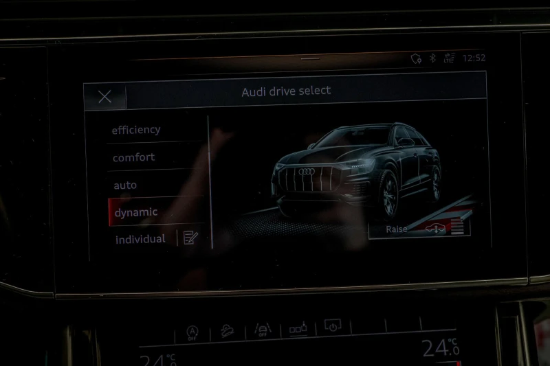 Audi Q8 50TDI/Bang&Olufsen/Обдухване/Дистроник/Камера/, снимка 13 - Автомобили и джипове - 53102825
