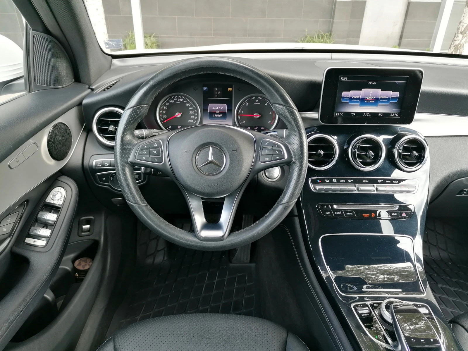 Mercedes-Benz GLC 250 AMG Line | Mobile.bg — изображение 14