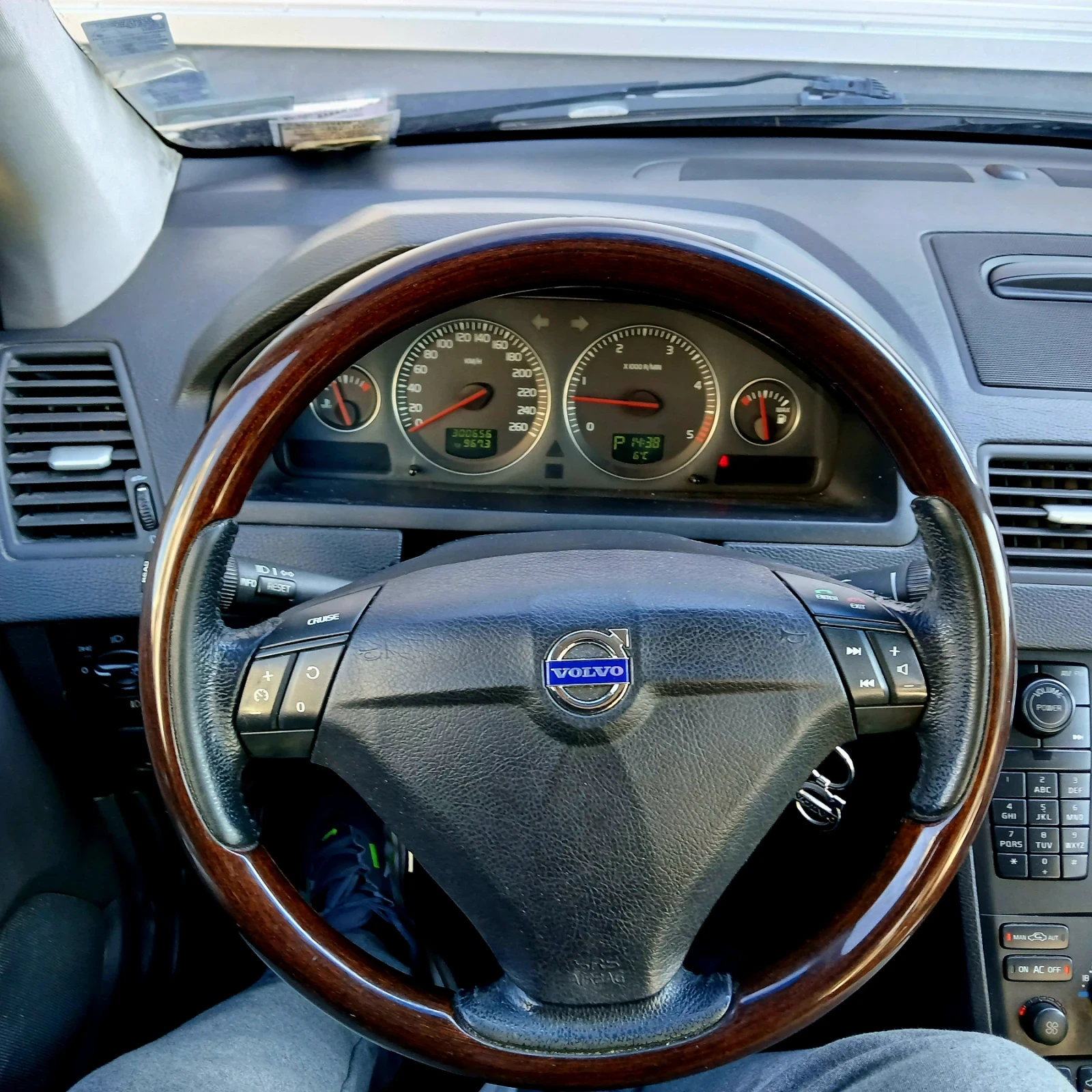 Volvo Xc90  - изображение 6