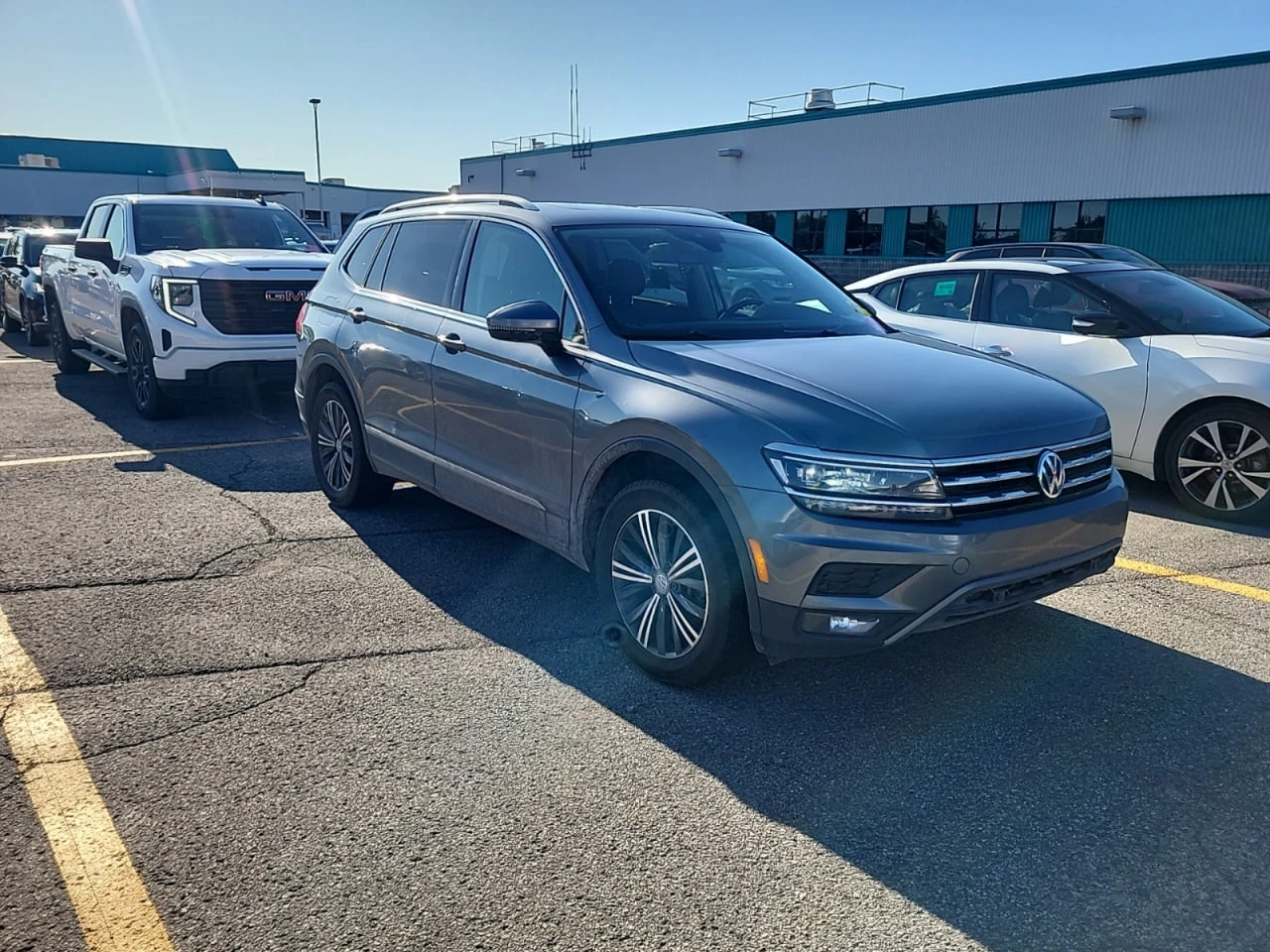 VW Tiguan AWD * CARFAX * АвтоКредит * Цена до България*  - изображение 2