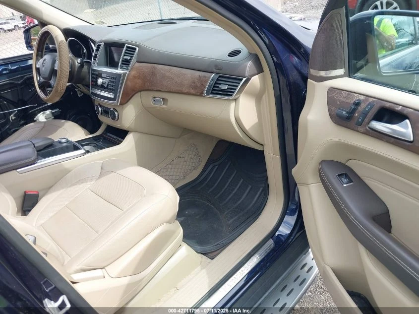 Mercedes-Benz ML 400 4MATIC* harman/kardon* подгрев* обдухване*  - изображение 7