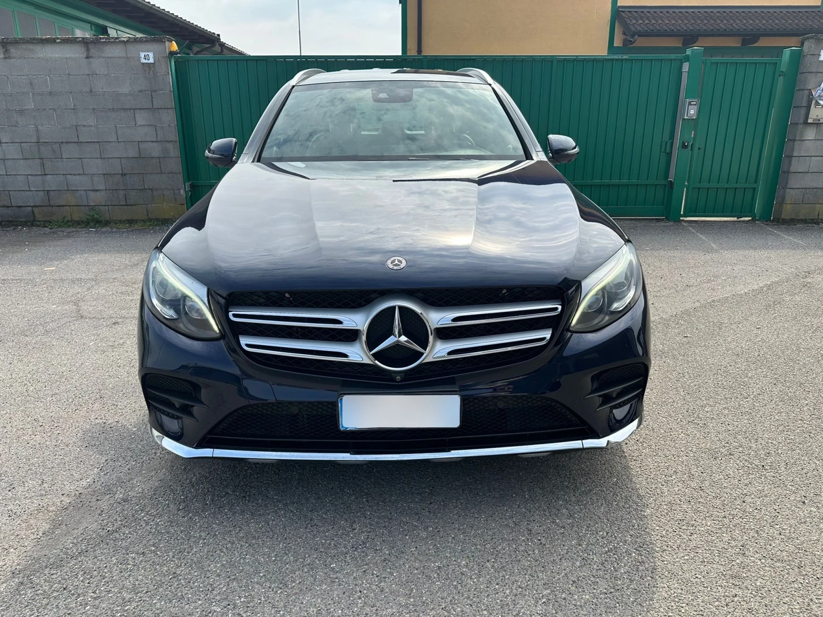 Mercedes-Benz GLC 250 d 4Matic Exclusive, снимка 3 - Автомобили и джипове - 54225247