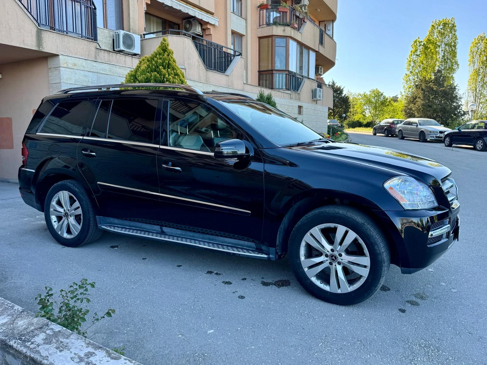 Mercedes-Benz GL, снимка 3 - Автомобили и джипове - 54429822