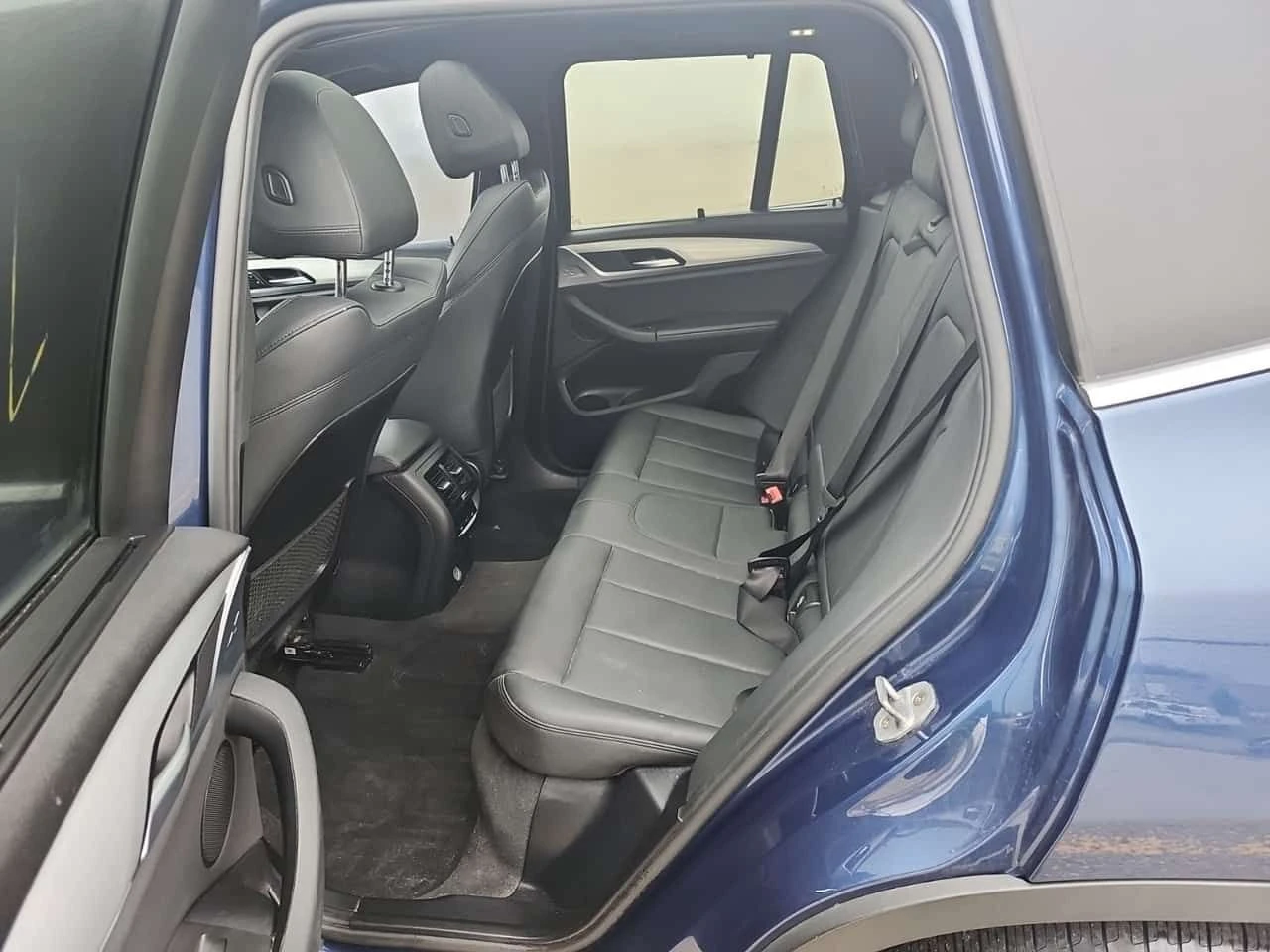 BMW X3 Sports Xdrive30i/2 КЛЮЧА/ПАНО/МАСАЖ/ПАМЕТ/ПОДГРЕВ, снимка 12 - Автомобили и джипове - 54445481