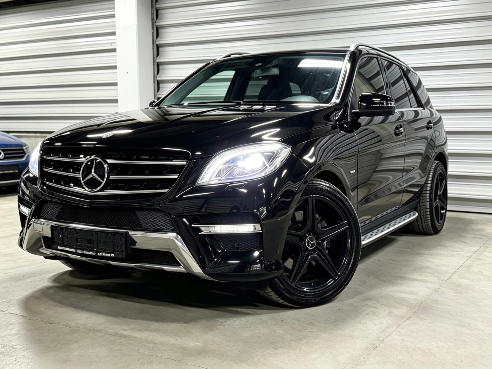 Mercedes-Benz ML 350 AMG/Distronic/Camera/HarmanKardon