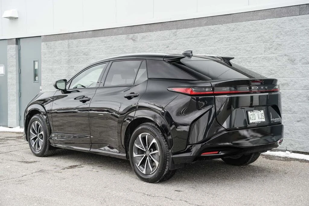 Lexus RZ 450e* PREMIUM* 4X4* ДИСТРОНИК* КАМЕРА* ПОДГРЕВ, снимка 3 - Автомобили и джипове - 54982097