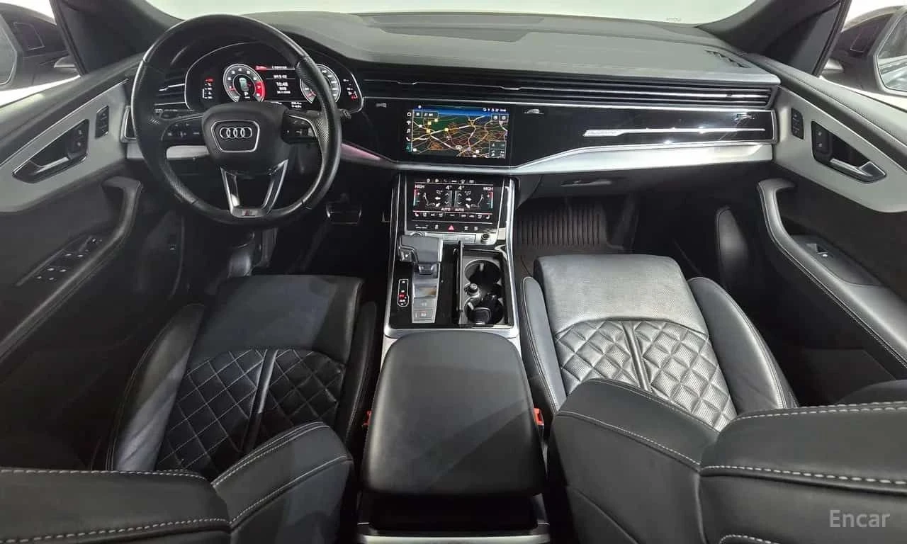 Audi Q8 * 55 TFSI Quattro Premium * , снимка 7 - Автомобили и джипове - 55559132