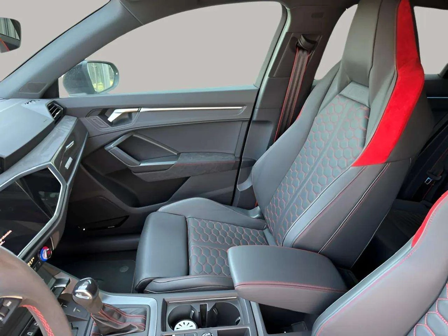 Audi Q3 Audi RS Q3 Sportback 2.5 TFSI quattro | Mobile.bg � ����������� 14