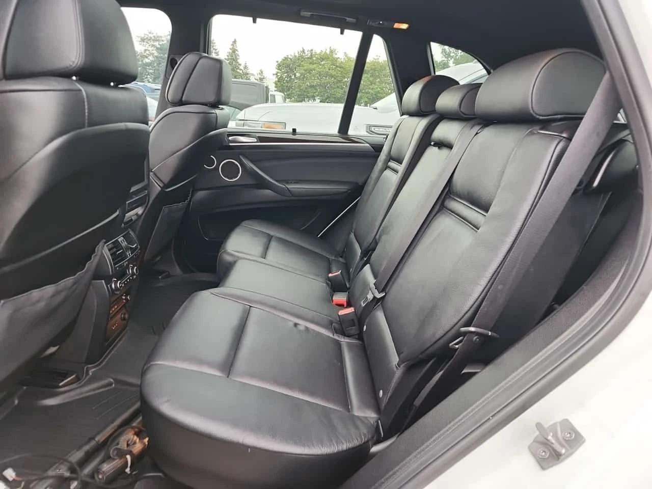 BMW X5 * 50I * CARFAX * БЕЗ ПЪРВОНАЧАЛНА ВНОСКА, снимка 11 - Автомобили и джипове - 55616751