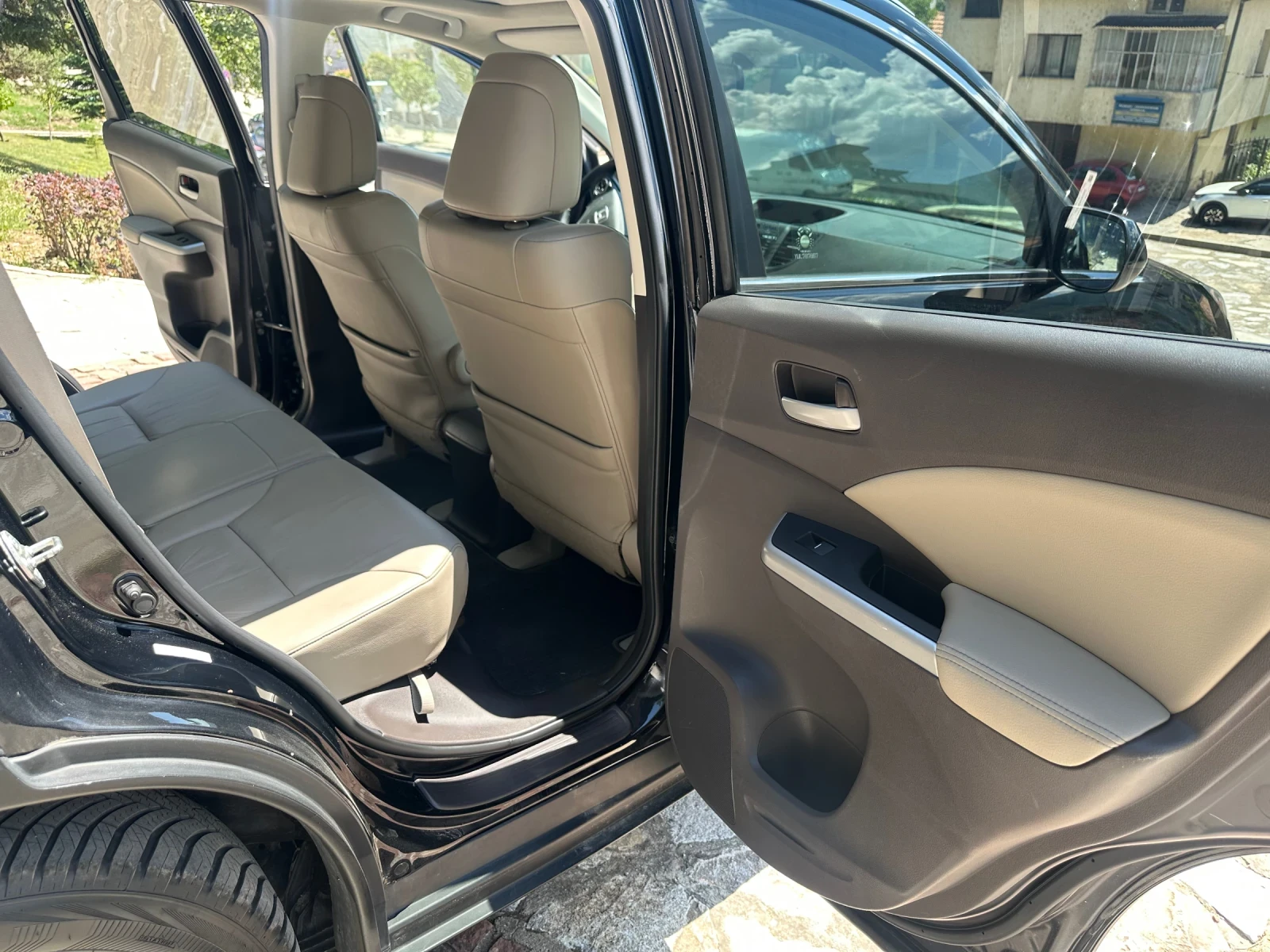 Honda Cr-v Туринг 2.4 Автомат, снимка 13 - Автомобили и джипове - 55630273