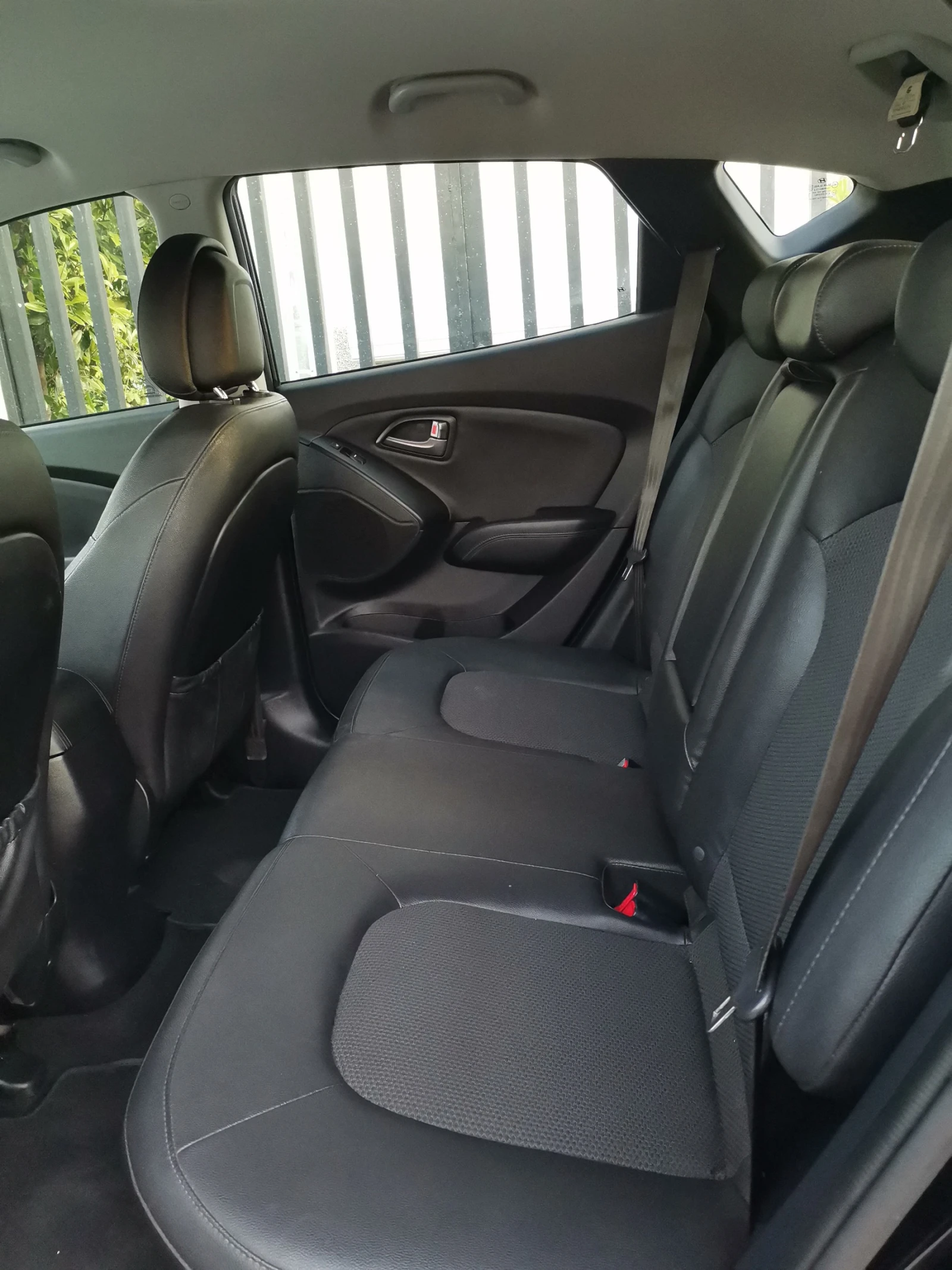 Hyundai IX35 1, 7cdti фейс, снимка 12 - Автомобили и джипове - 55666640
