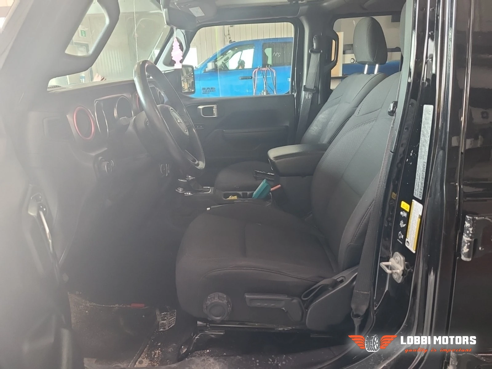 Jeep Wrangler, снимка 5 - Автомобили и джипове - 55928332
