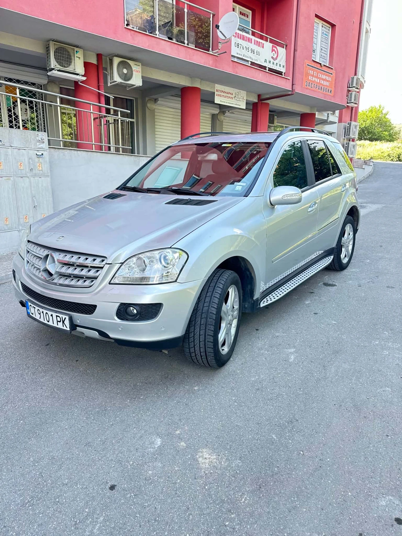 Mercedes-Benz ML 320, снимка 3 - Автомобили и джипове - 55986125
