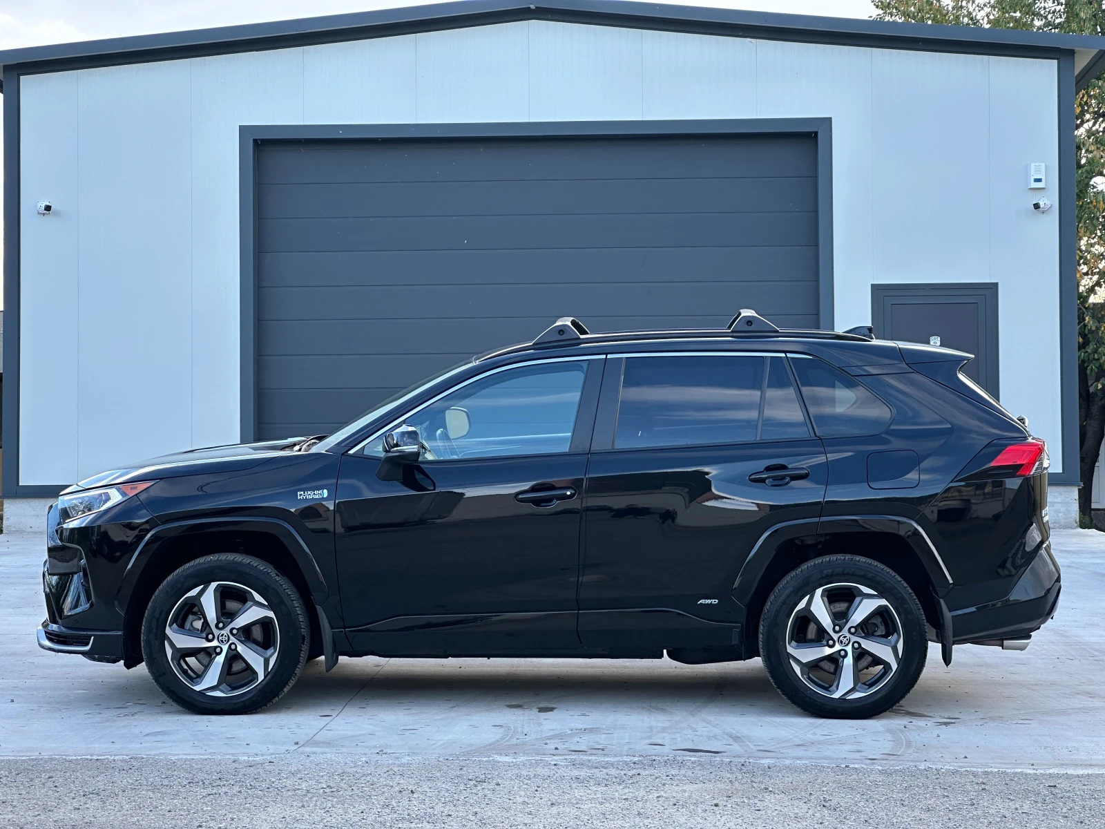 Toyota Rav4 PLUG IN HYBRID 4X4, снимка 4 - Автомобили и джипове - 56607080