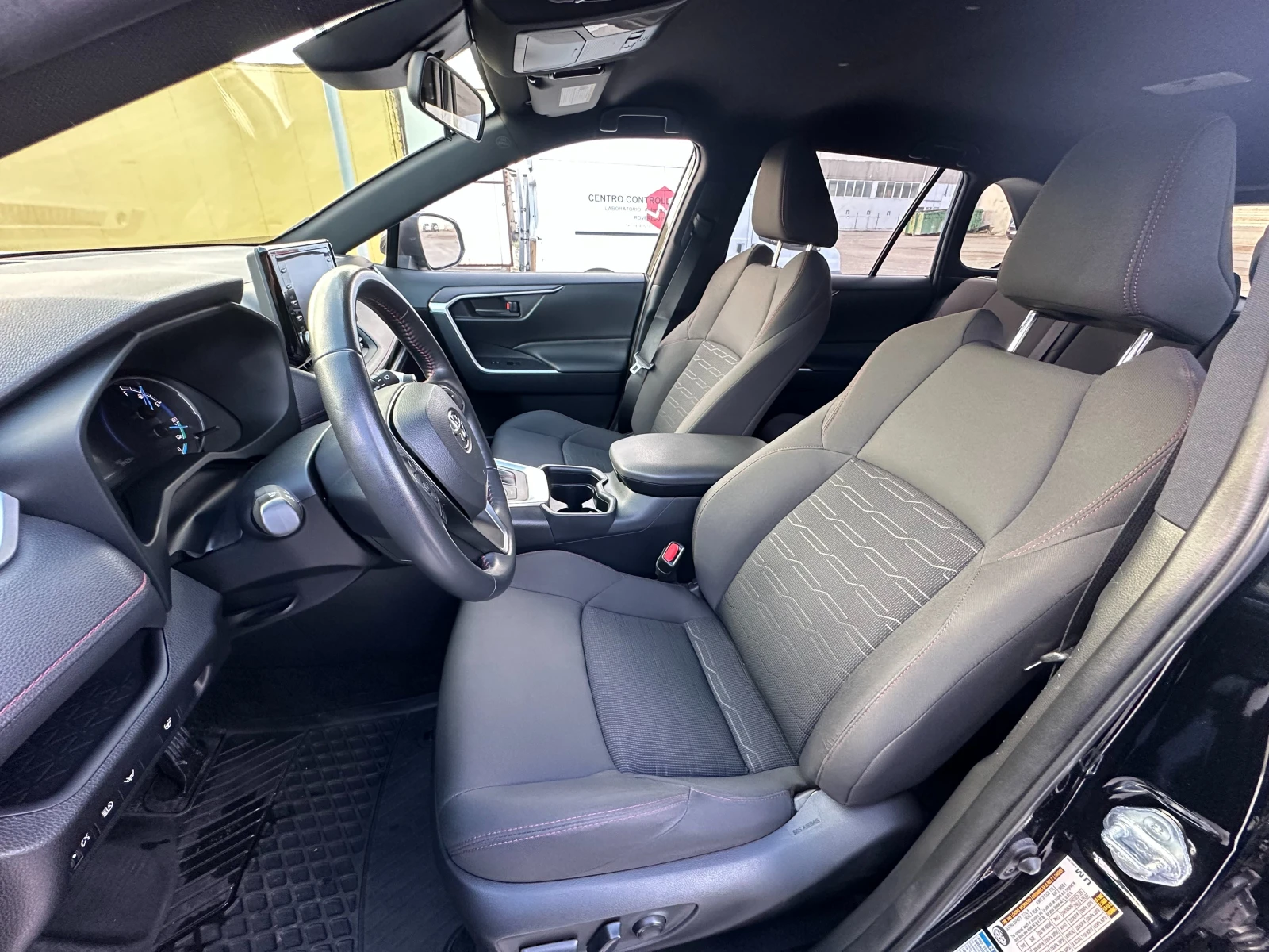 Toyota Rav4 PLUG IN HYBRID 4X4, снимка 10 - Автомобили и джипове - 56607080