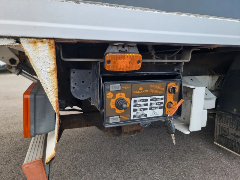 Renault Master 2.5TDI, снимка 13 - Бусове и автобуси - 51670691