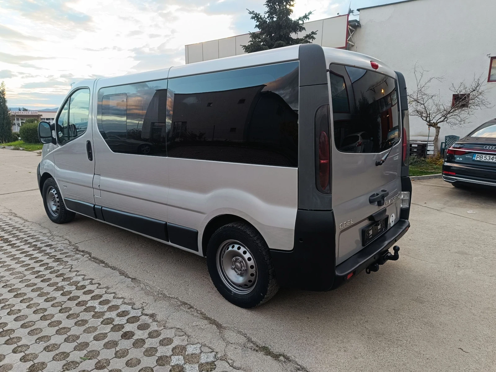 Opel Vivaro 2.5tdci MAXXI LANG 9 | Mobile.bg   4