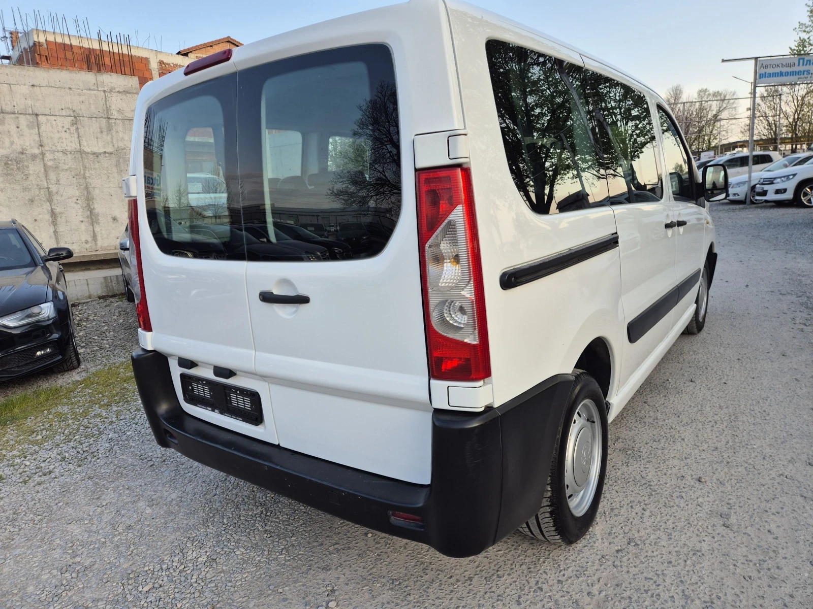Peugeot Expert 1.6HDI-9Mестно, снимка 5 - Бусове и автобуси - 53373734