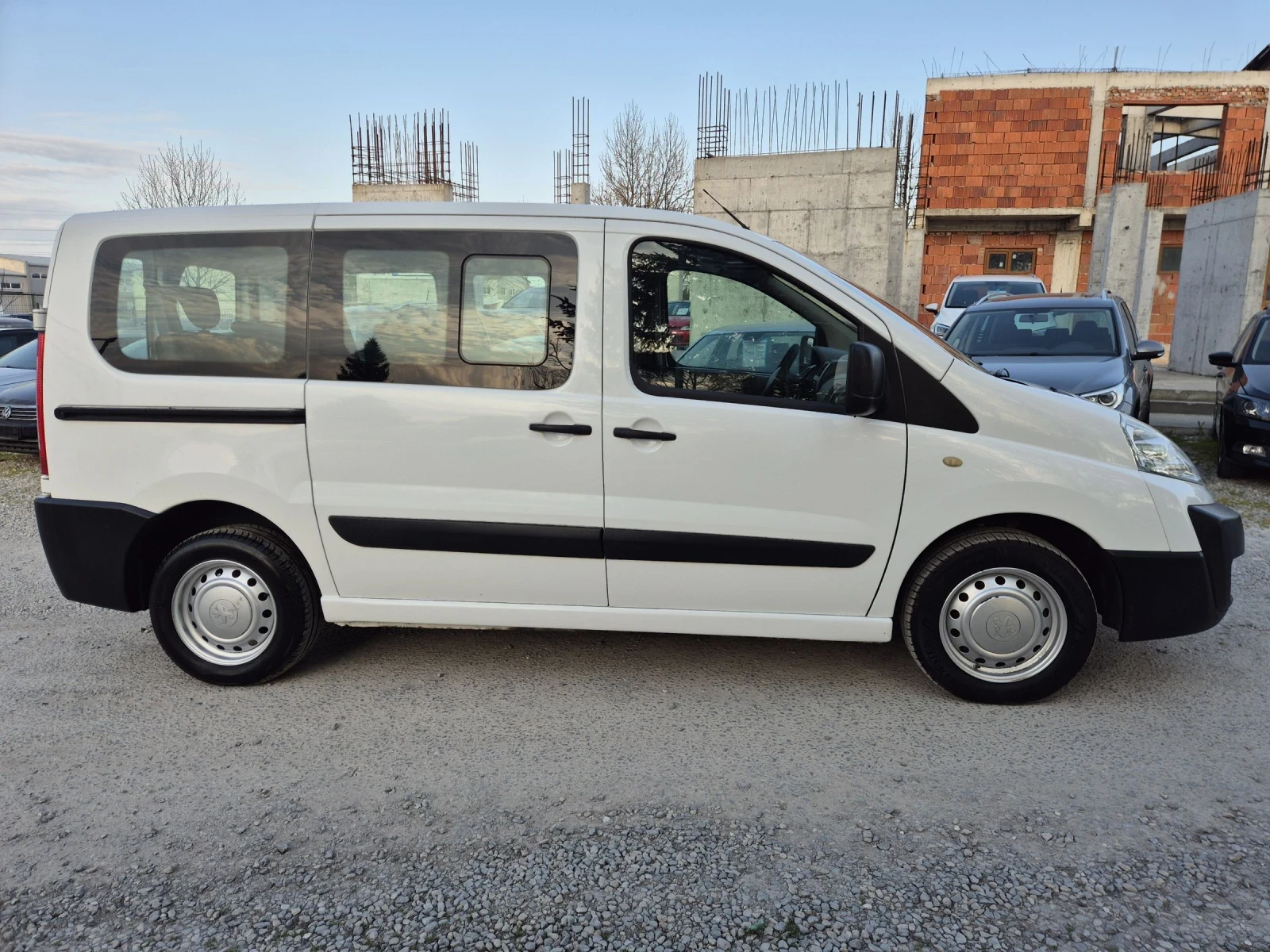 Peugeot Expert 1.6HDI-9Mестно, снимка 3 - Бусове и автобуси - 53373734