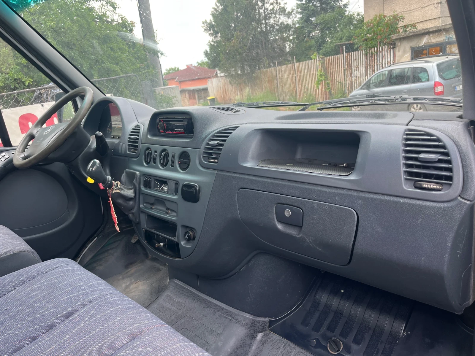 Mercedes-Benz Sprinter 313, снимка 10 - Бусове и автобуси - 54649389