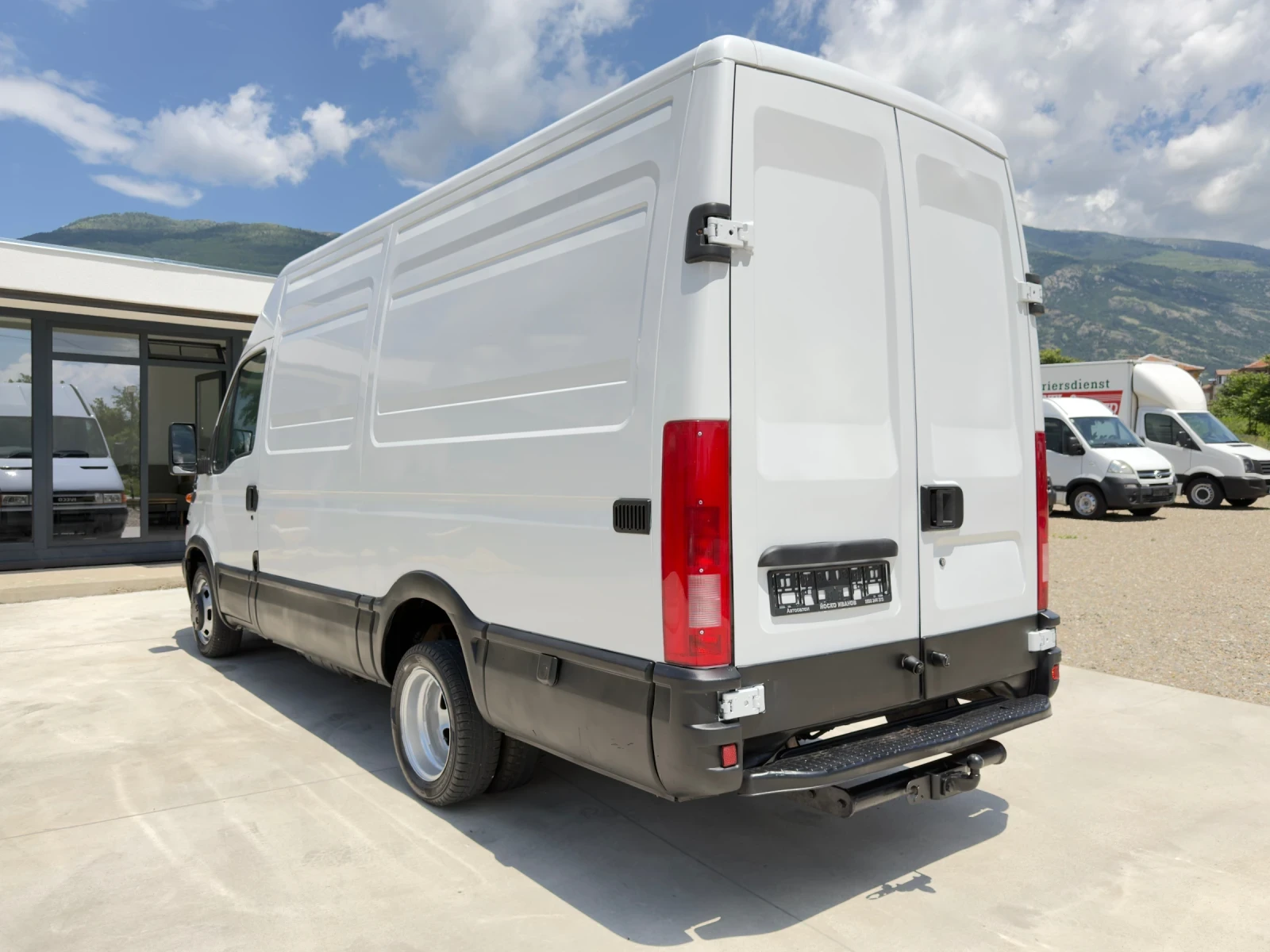 Iveco Daily 35С11* 2.8* Двойна гума* , снимка 6 - Бусове и автобуси - 54808159
