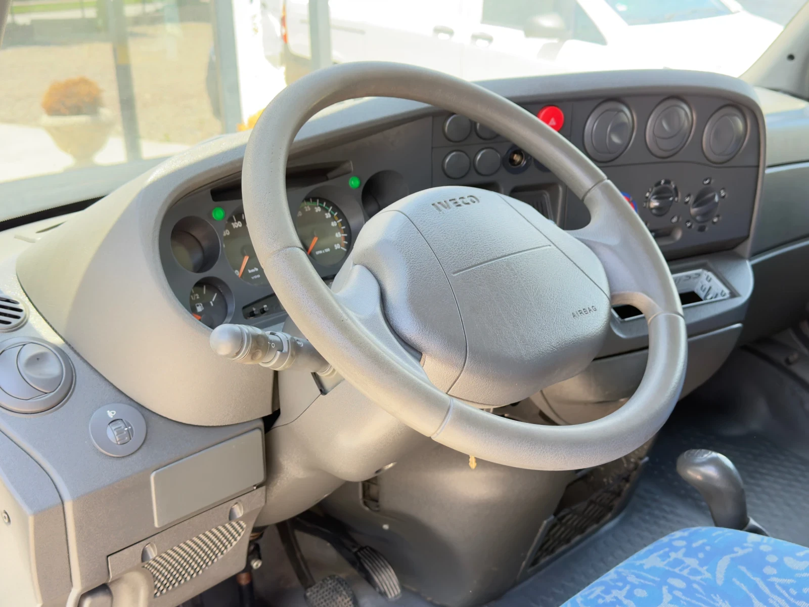 Iveco Daily 35С11* 2.8* Двойна гума* , снимка 12 - Бусове и автобуси - 54808159