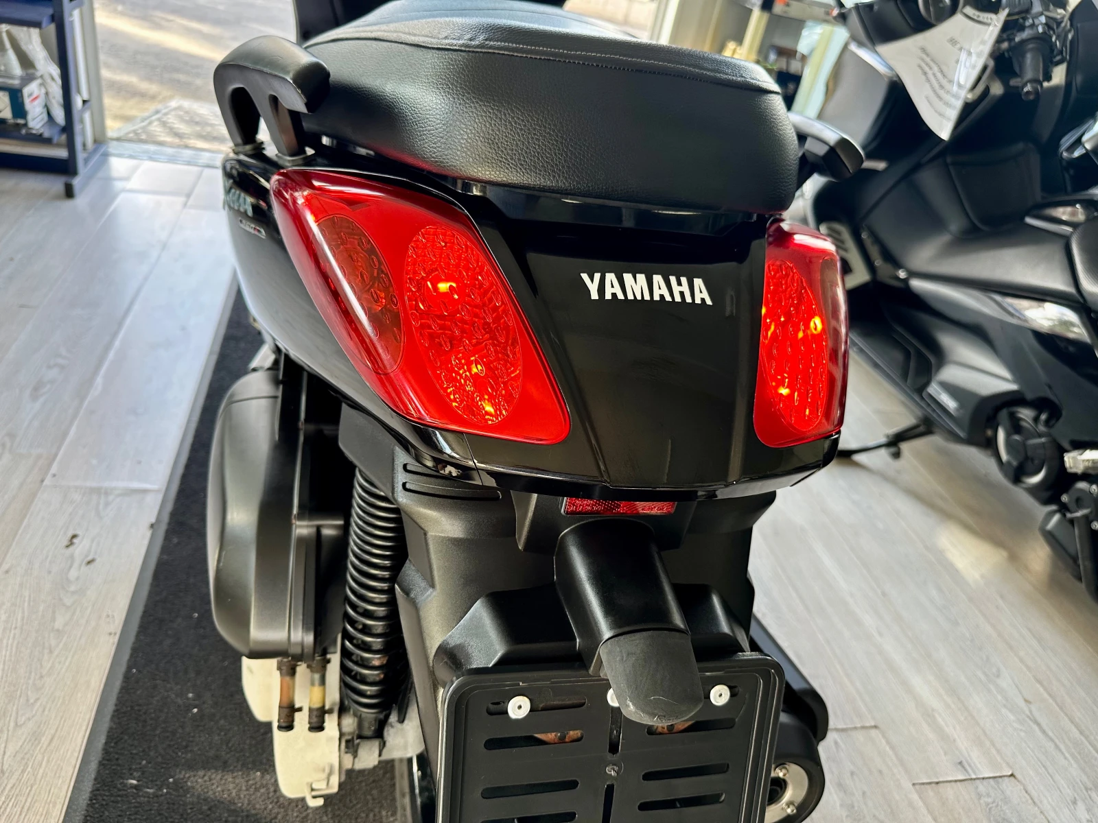 Yamaha X-max 250i 10.2008г. - изображение 4