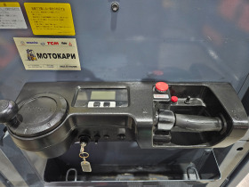 Електрокар Toyota Рийчтрак за подреждане на рафтове, снимка 9