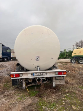 Полуремарке Feldbinder Хранителна цистерна 34000L, снимка 5