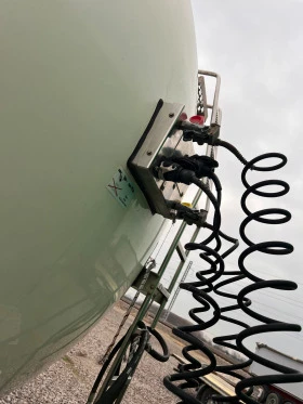 Полуремарке Feldbinder Хранителна цистерна 34000L, снимка 4