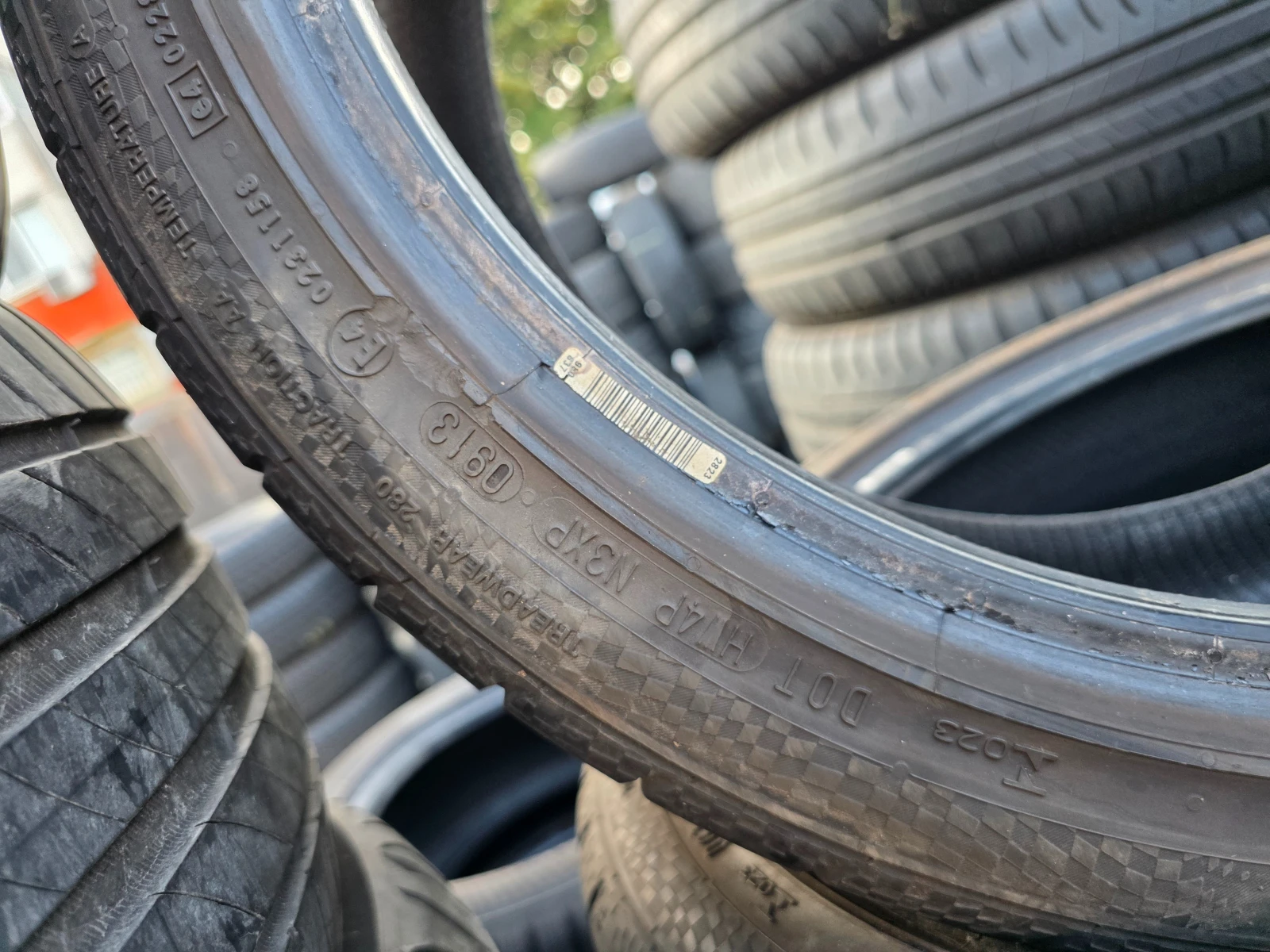 Гуми Летни 245/35R18, снимка 9 - Гуми и джанти - 54905849