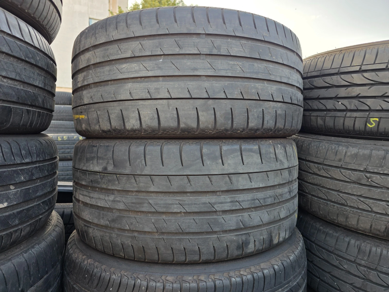 Гуми Летни 245/35R18, снимка 5 - Гуми и джанти - 54905849