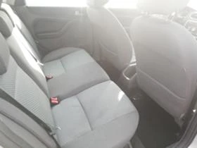 Ford Focus 1.6 tdi, снимка 11