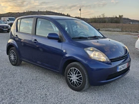 Daihatsu Sirion 1.3i Автомат 4х4, снимка 2