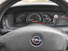 Обява за продажба на Opel Vectra 1.8 бензин 2001г. Климатроник  ~3 800 лв. - изображение 4