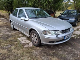 Обява за продажба на Opel Vectra 1.8 бензин 2001г. Климатроник  ~3 800 лв. - изображение 1