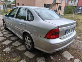 Обява за продажба на Opel Vectra 1.8 бензин 2001г. Климатроник  ~3 800 лв. - изображение 3