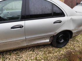Mercedes-Benz C 220 - 1100 € / 2151.41 лв. - 18967671 5