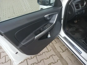 Volvo V60 2.4 D5 AWD 4X4 - 7200 € / 14081.98 лв. - 49671055 6